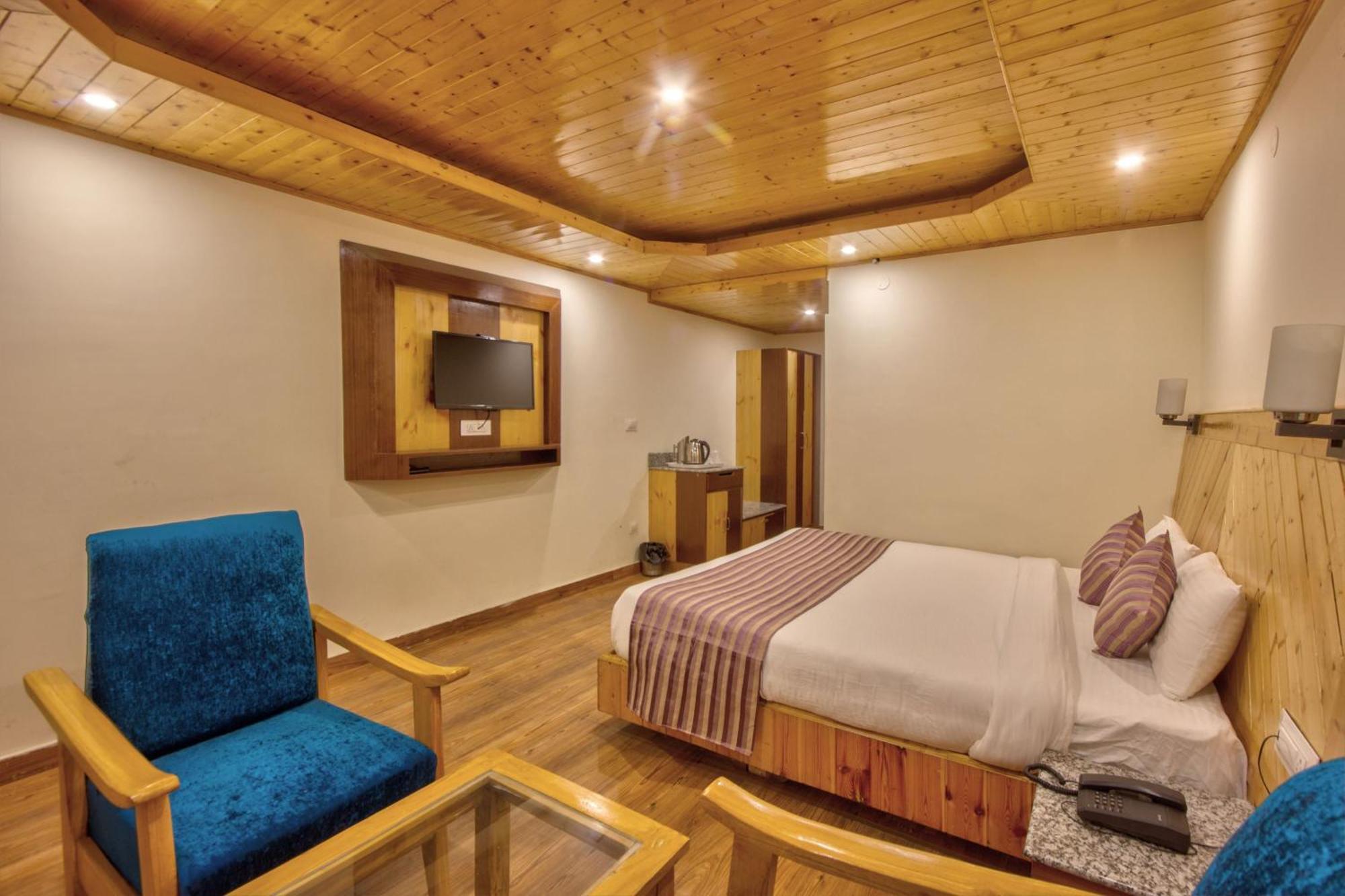 Montana Blues Resort By Snow City Manāli エクステリア 写真